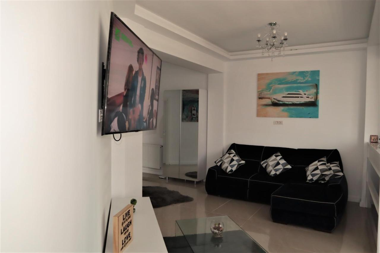 Donny Luxury Apartment Navodari Exterior photo